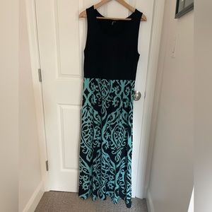 Scoop neck sleeveless maxi teal and black contrast print